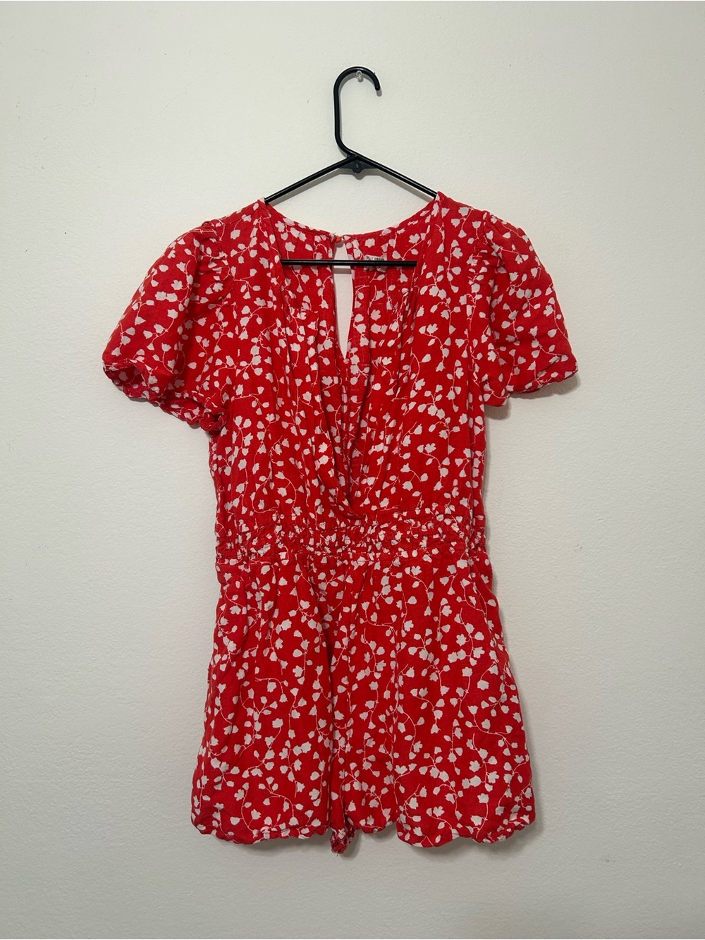 Anthropologie the Somersett romper Floral Short Sleeve V-Neck Women's Top